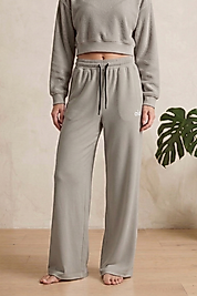 Kadın Gri-Bej Alo Nakışlı Geniş Paça Yumuşak Dokulu Eşofman Altı