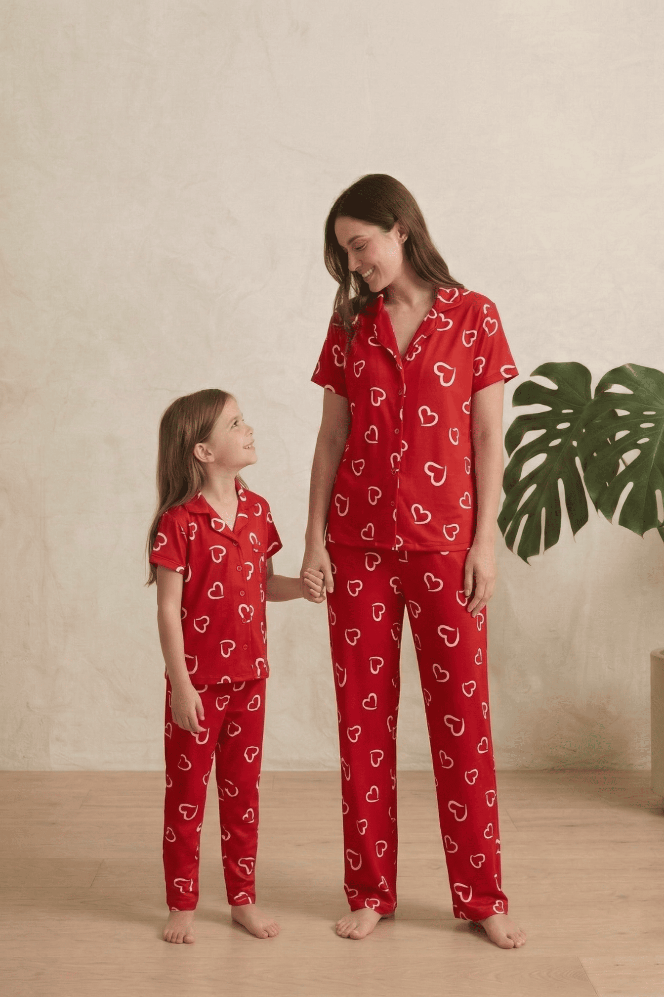 Kırmızı Kalp Desenli Milan Pamuk Anne-Kız Pijama Takımı